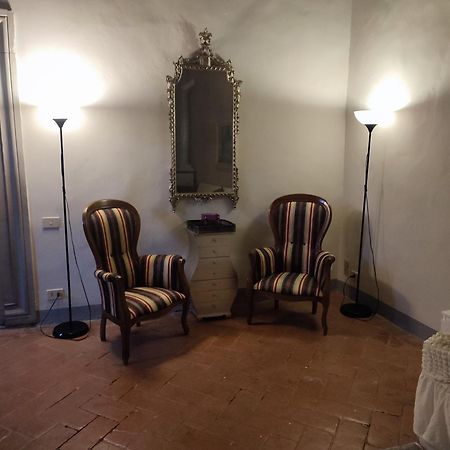 Otello Appartamento In Palazzo Storico - Palazzo Tolomei Florence Luaran gambar